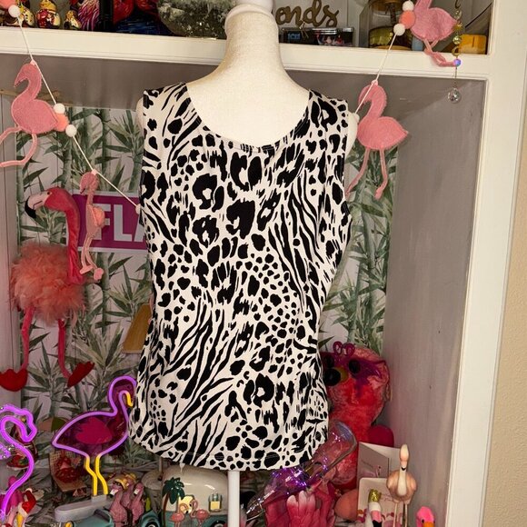 CHICO'S Women's Lightweight Stretch Tank Top Black Size 1 - Picture 3 of 4